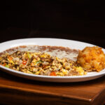 Huevos con machaca