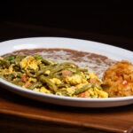Huevos a la Mexicana con Nopales